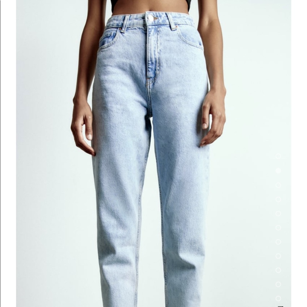 Zara Mom Fit Jeans - US4